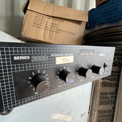 Series 3000 Integrated Amplifier 