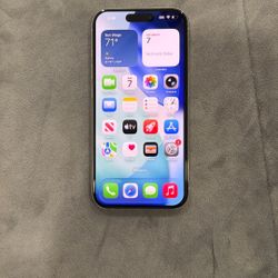 IPhone 15 PRO Whilte Unlocked 