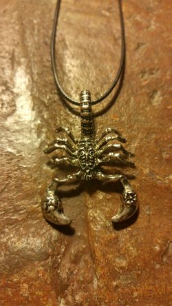 Silver scorpion pendent unisex Alacrán de Durango color Silver