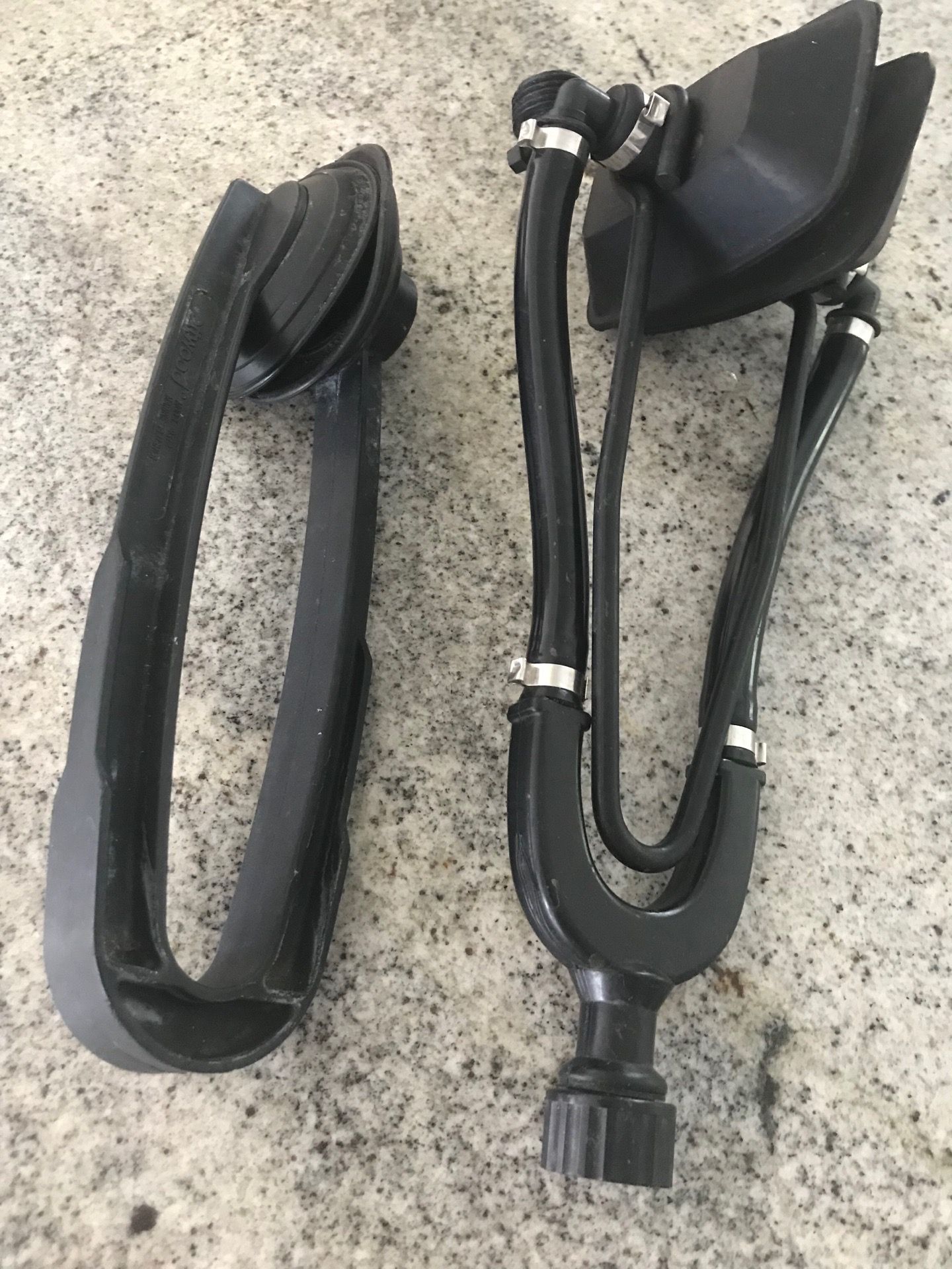 Outboard motor flushers