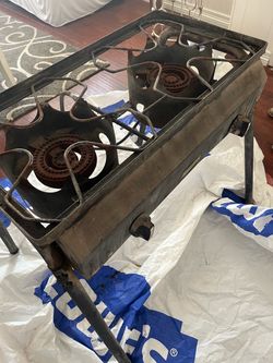 Double propane, gas stove works very good. Include gas tank.