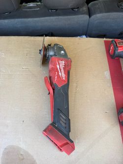 Milwaukee M18 Fuel Angle Grinder