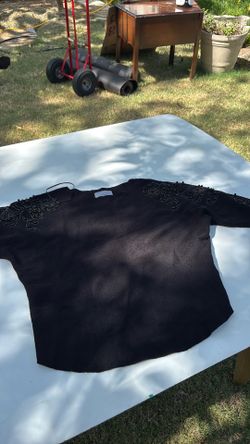 Sueter negro