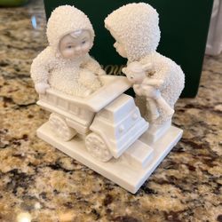 Snowbabies Keep Truckin