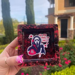 Bloody Scream Ashtray 🔪🩸