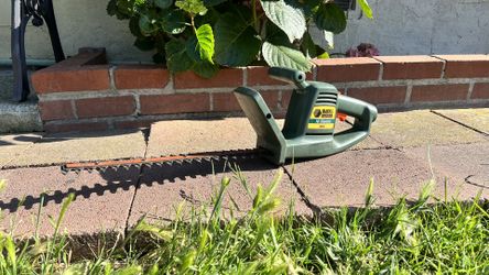 Black & Decker 16” Electric 406mm Trimmer