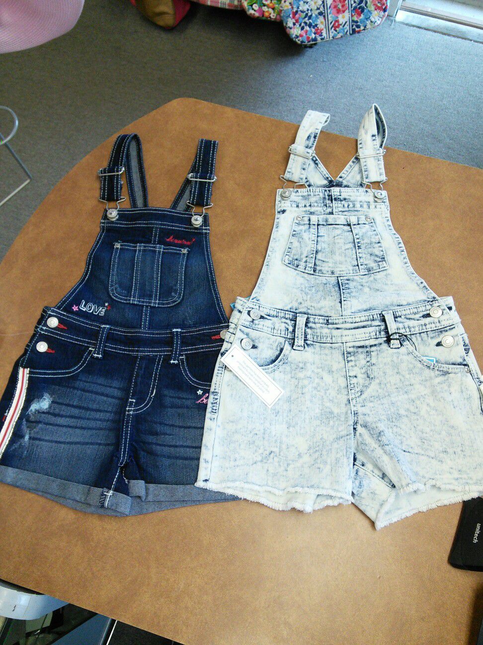 Lots of NEW KIDS clothes $3&up
