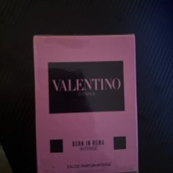 Valentino Perfume 
