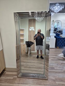 4 of these mirrors &150 each