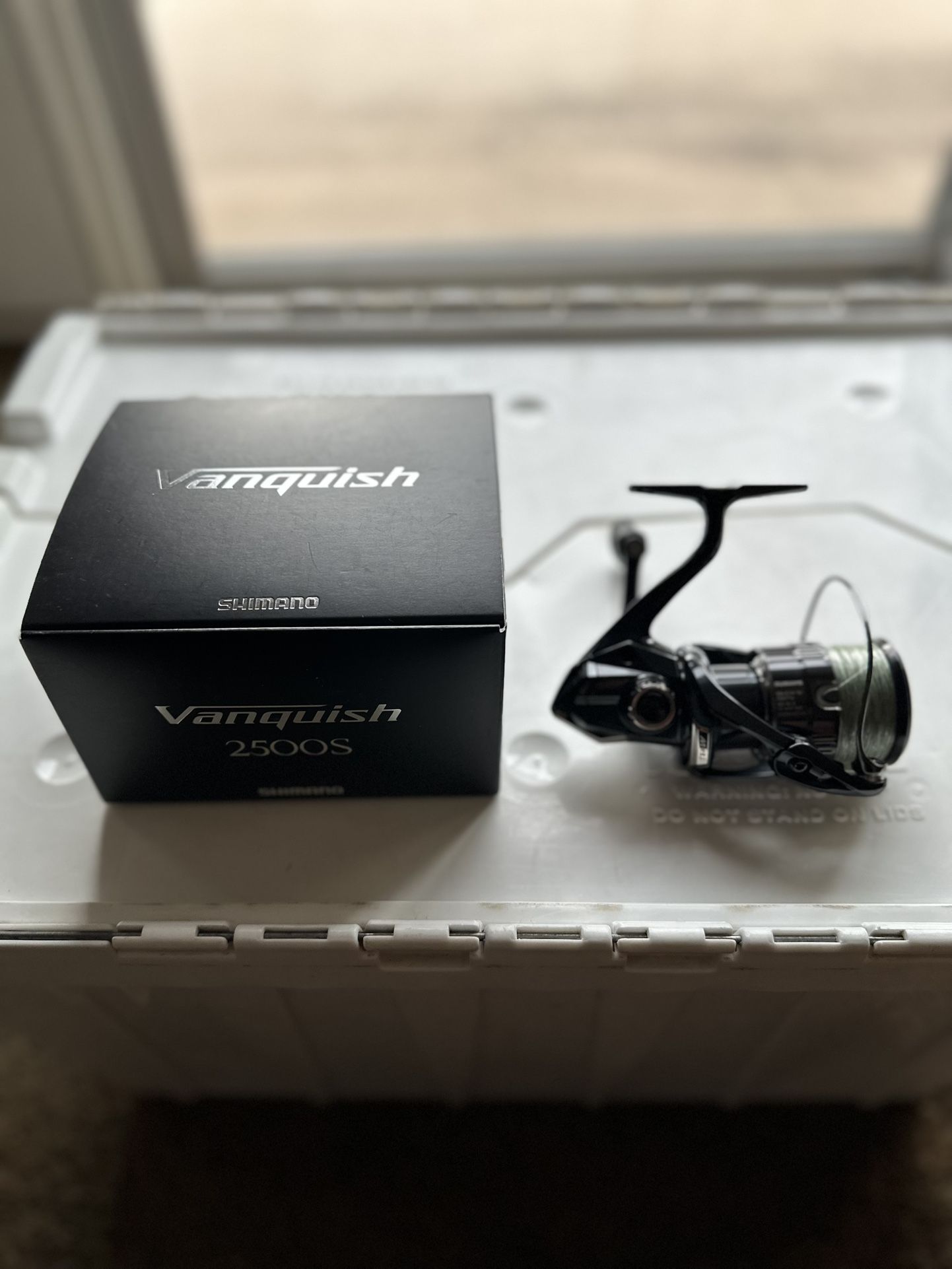 Shimano Spinning Reel 19 VANQUISH 2500SHG Gear Ratio: 6.0:1 “Like new condition”