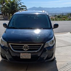 2012 Volkswagen Routon