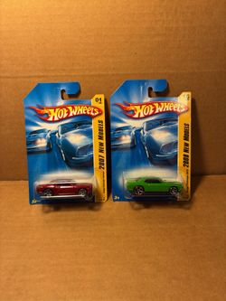 Hot Wheels Dodge Challenger Pair (Milwaukie,OR)