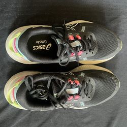ASICS Women’s Size 6 $10