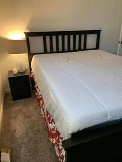 Queen Bed With Mattress