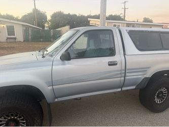 Toyota pick up 1991 4x4 manual transmission