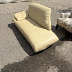 Nicoletti  Italian Leather Chaise 
