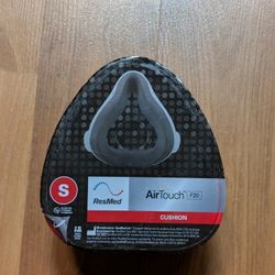 ResMed AirTouch F20 Replacement Cushion – SmallCompatible with ResMed AirTouch 