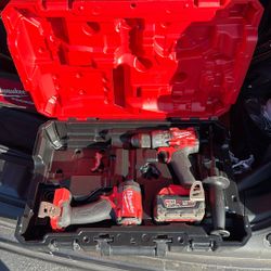 M18 Fuel Milwaukee Drill Set 
