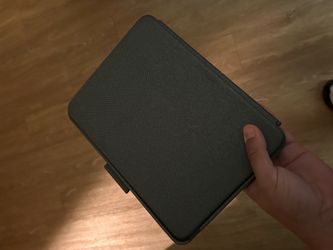 Logitech iPad case for 10th gen