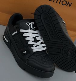 LV trainer shoe