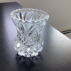 Vtg. Mid-Century Crystal Clear Glass Toothpick Holder Sawtooth Rim Starburst + Diamonds Pattern 2.5” Tall High Quality