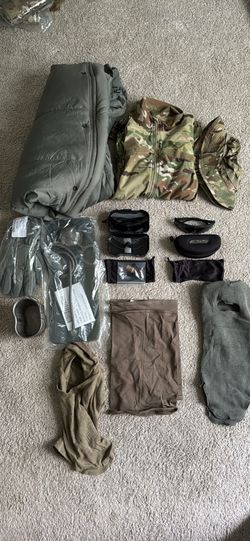 Military Gear Lot – OCP & Cold Weather Equipment