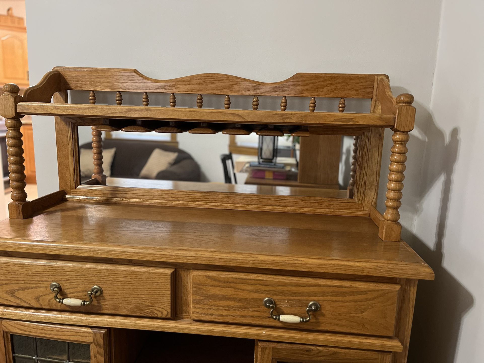 Bar Server In Solid Oak With Leaded Beveled Glass