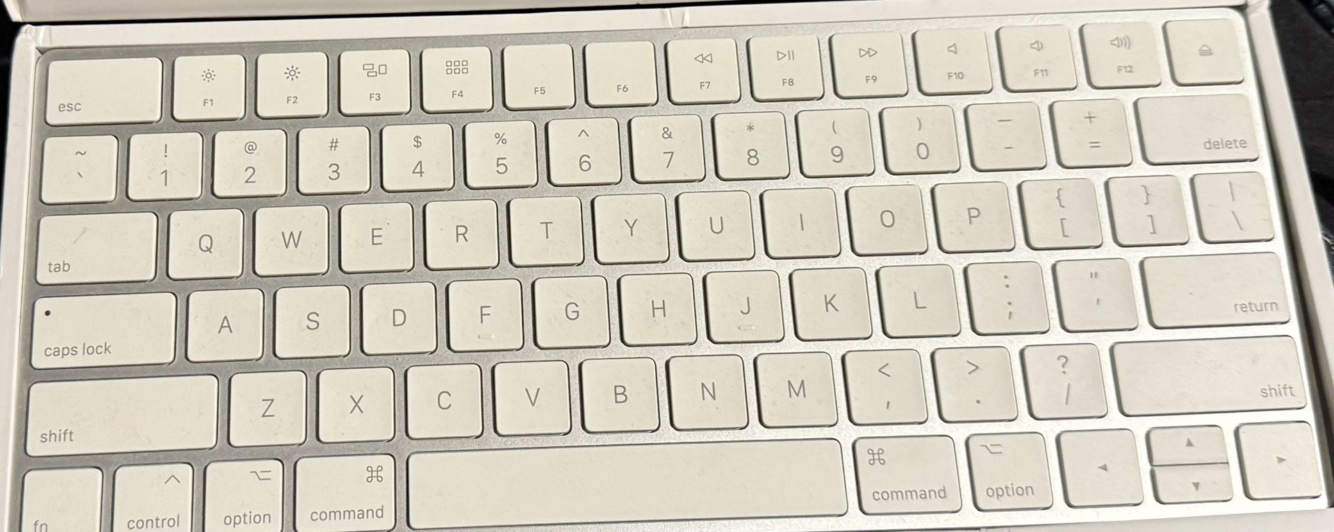 Apple Keyboard