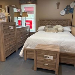 New Queen Bedroom Set