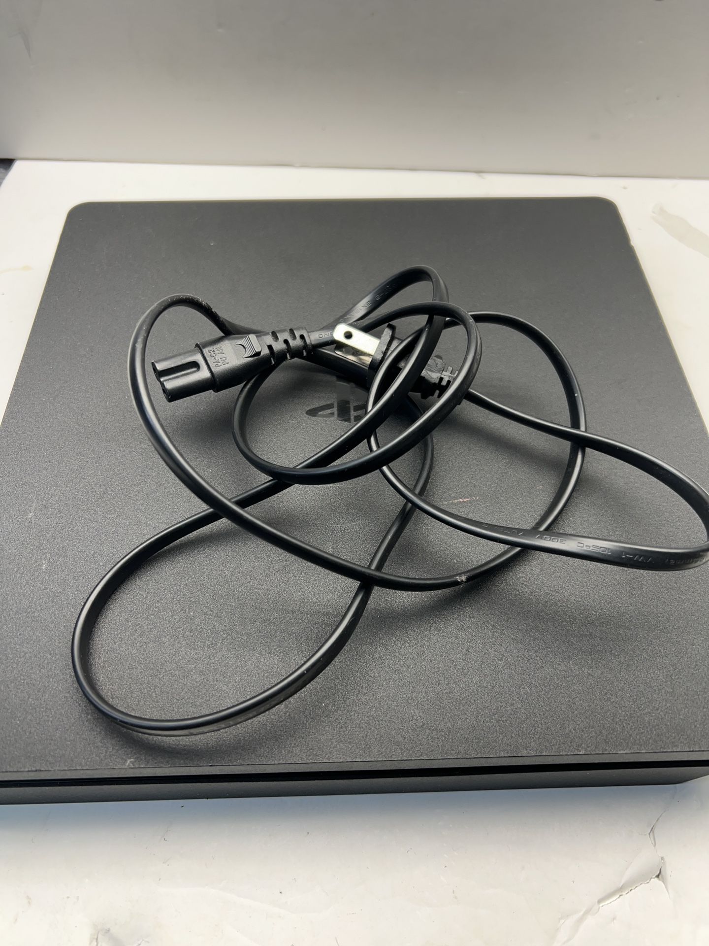 PS 4CUH-7215B (1171)