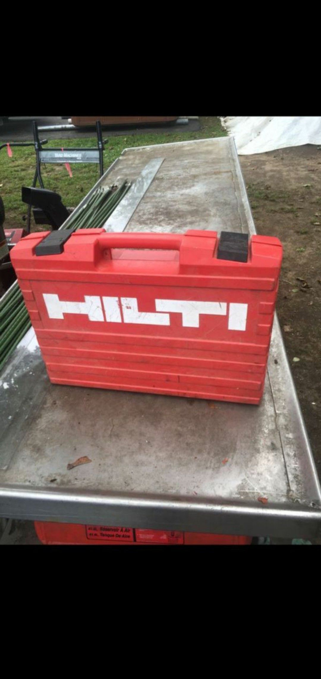 Hilti box