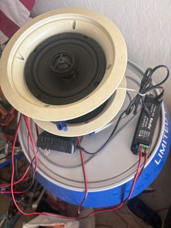 In-Ceiling Speaker with Herdio Bluetooth Amp