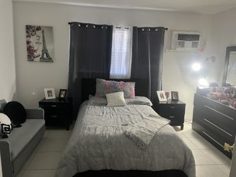 Cama Más Mesas De Noche