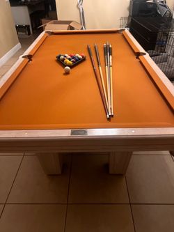Leisure Bay Billiards pool table