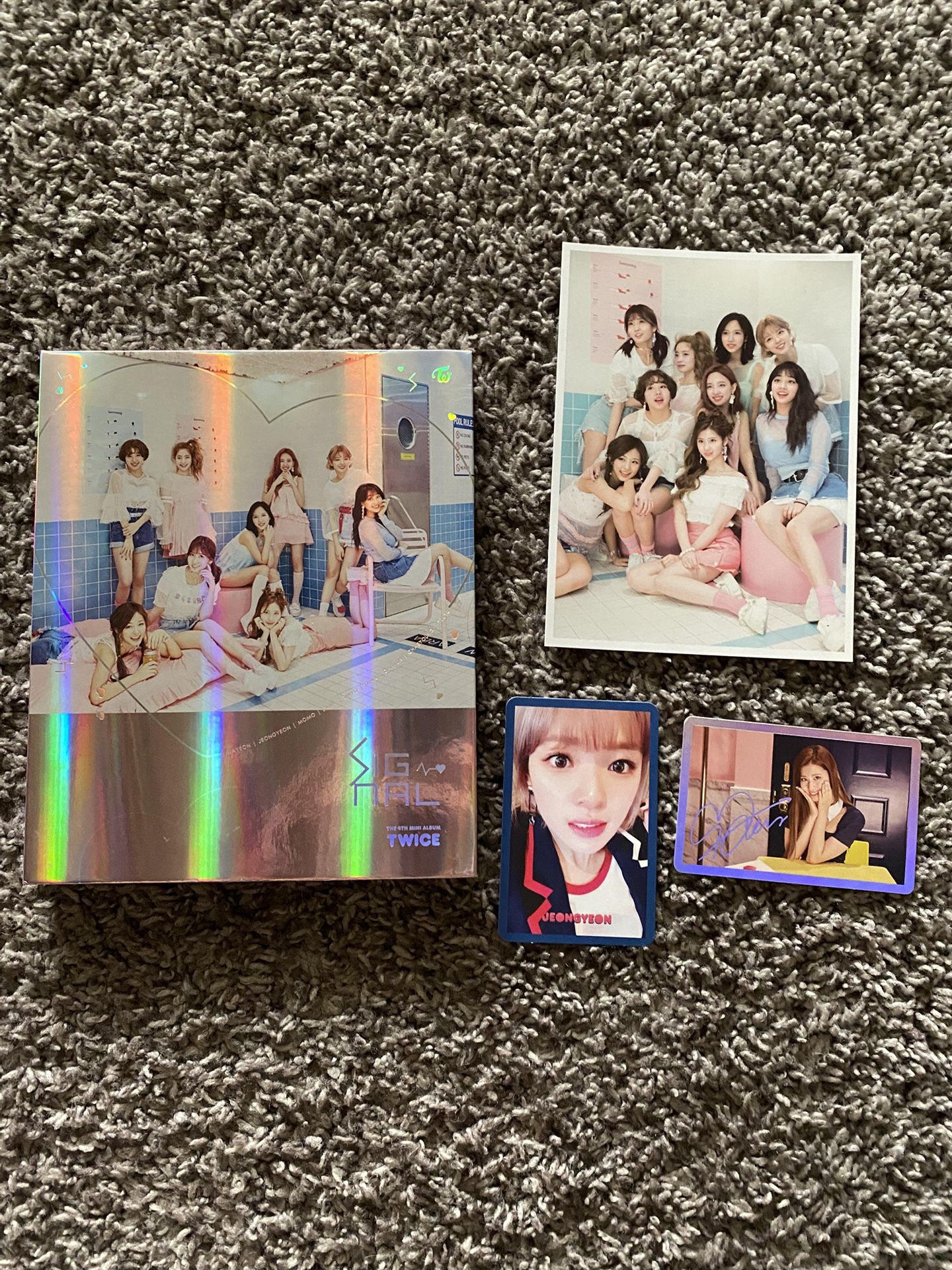 Twice Signal Album + Photocards