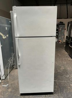 White Top Mount Refrigerator - Energy Efficient