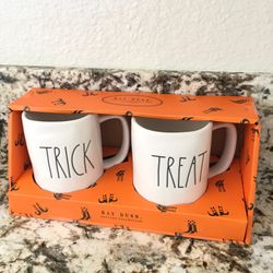 Rae Dunn Halloween Trick Treat Mug Set Mugs