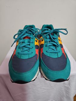 Saucony size 11
