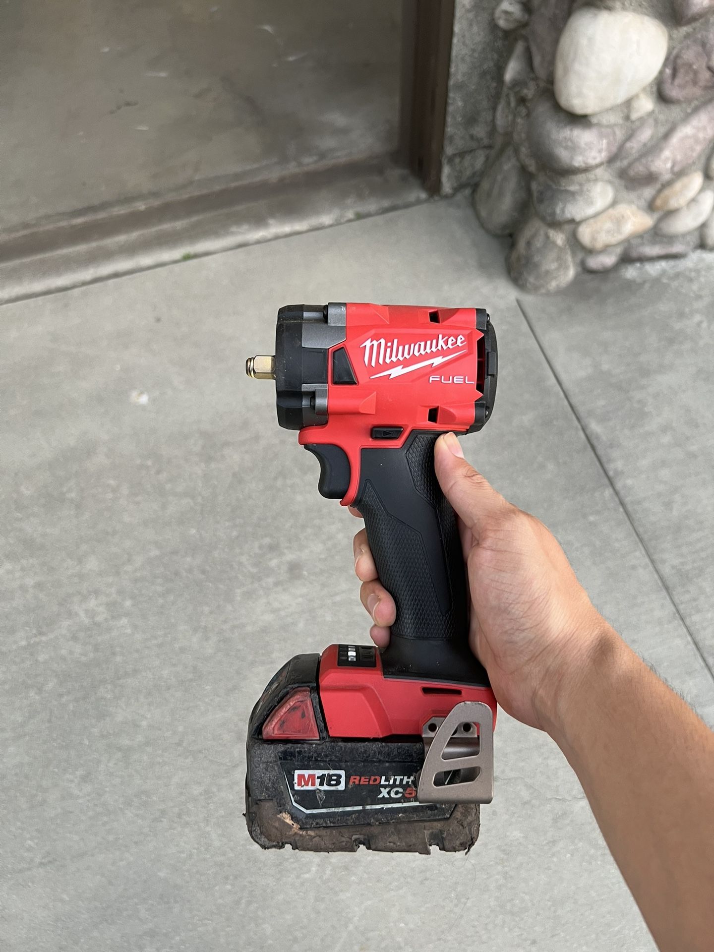 M18 FUEL™ 3/8"" Compact Impact Wrench w/ Friction Ring Bare Tool