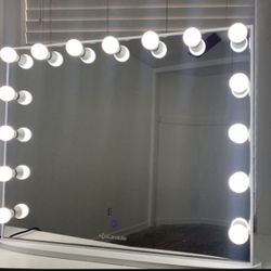 Vanity Mirror Flash Sale 