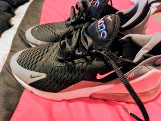 Nike Air Max 270 Black Pink Sneakers