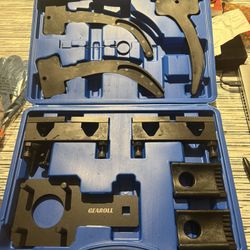 Camshaft Phaser Timing Chain Tool Camshaft Holding Tool Crankshaft Pulley Wrench Compatible with VW Jeep Chrysler Dodge 3.6L Pentastar Engine Replace 