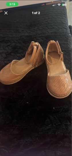 Girls Tan Woven Flats