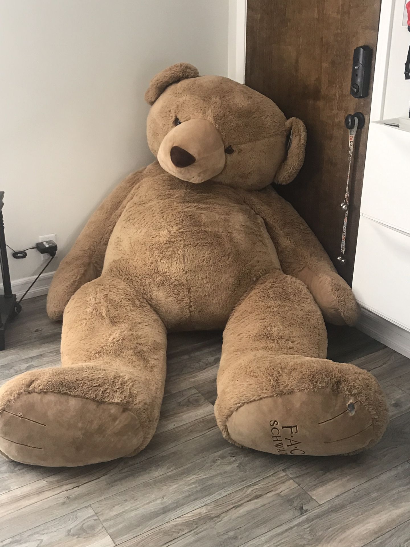 10ft stuffed bear