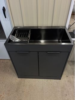 Utility sink