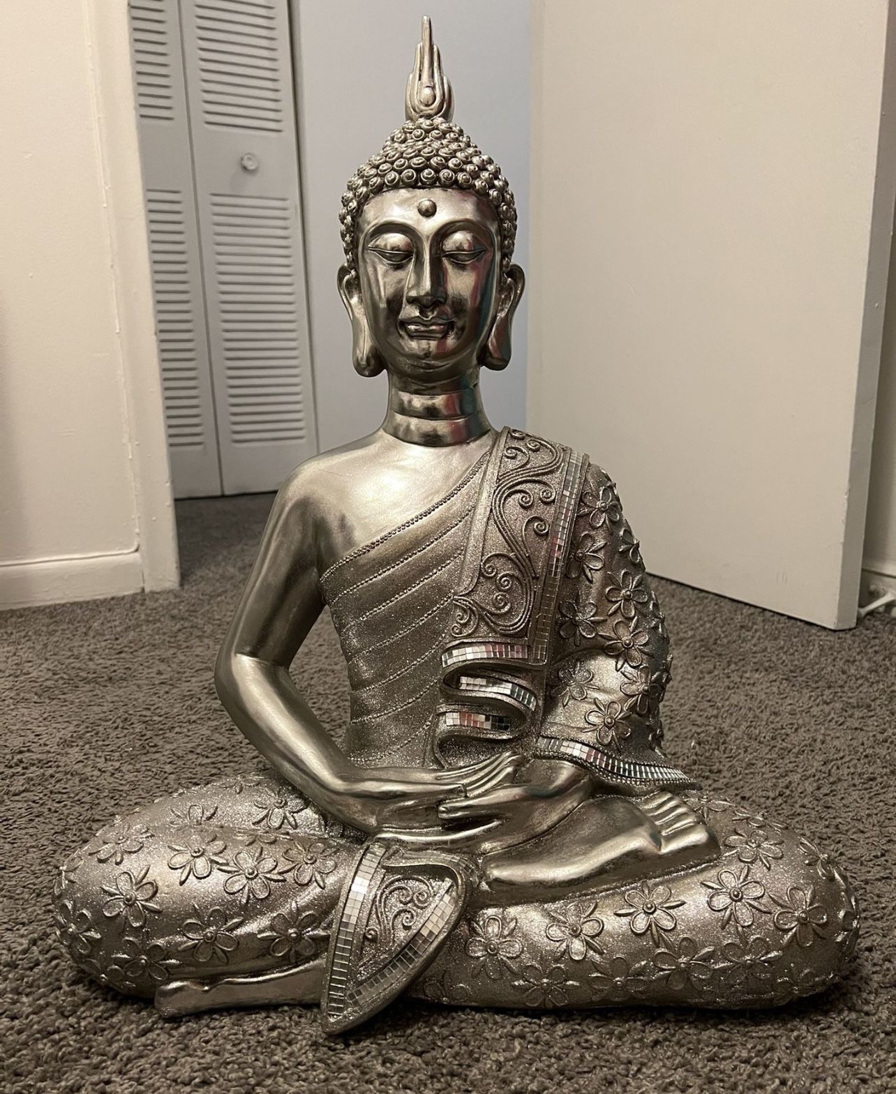 Buddha 20 Inches Tall 