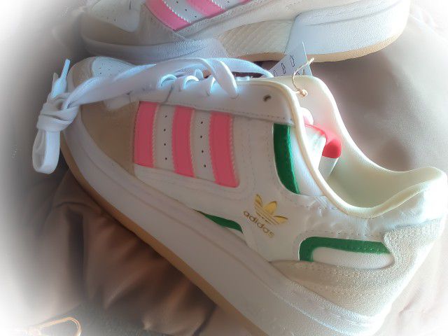 ADIDAS, Woman's 8 1/2 Forum Xlg 'White Bliss Pink'