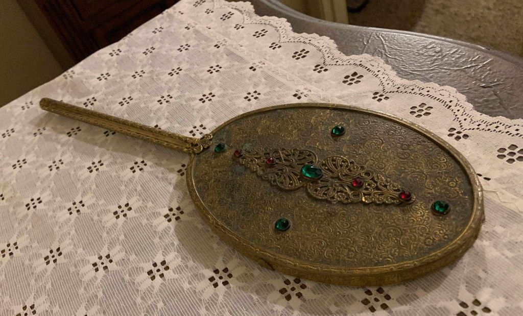 VINTAGE ORNATE VICTORIAN BRASS RUBY EMERALD SILVER FLORAL ANTIQUE ACCENT TABLE DECOR VANITY MIRROR