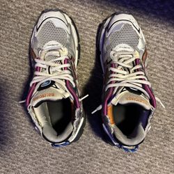 balenciaga runner muti color 