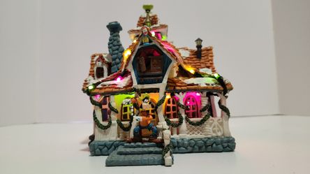 Disneyland Toontown Christmas Village Goofy's House.  Light Up.  Vintage In Box.  Retired